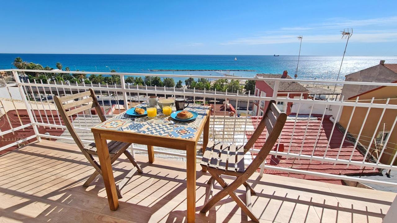 Luxury Beachside Аликанте